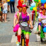 Grand-Cortège-Folklorique-2022---09---Clowns-Cyclistes-6